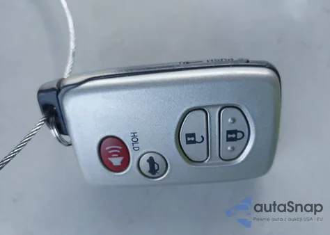 2007 Toyota Camry Hybrid z USA, uszkodzony, nr VIN JTNBB46K173025514